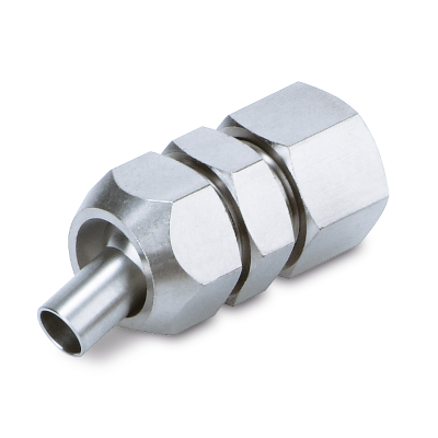 Pivoting Nozzle With Self-align Fitting