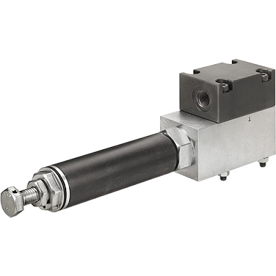 Pressure control seat valve cartridge flange