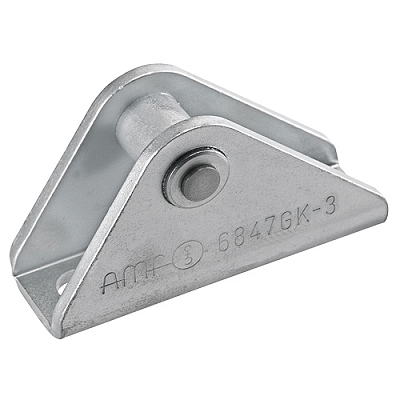 Patte d’accrochage pour surfaces cylindriques de fixation