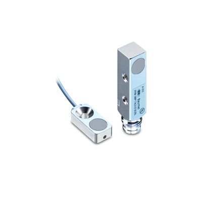 Inductive proximity switch