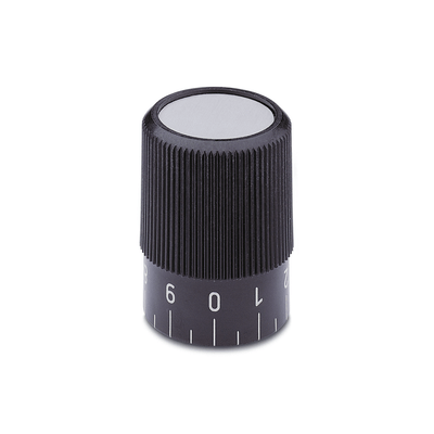 Scale knob with scale