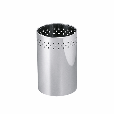 Waste basket with anti-slip base