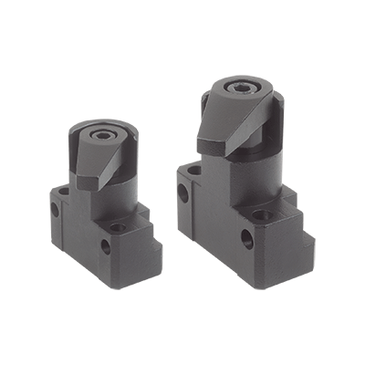 Hook clamp with mounting bracket with extended clamping claw