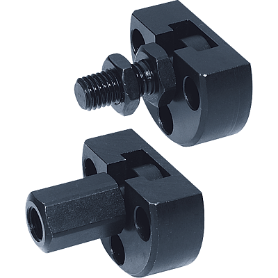 Quick fit couplings with radial offset compensation and screw-on flange