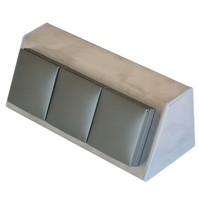 Bloc prise rectangulaire incliné