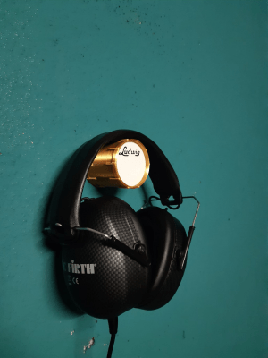Bassdrum Headphone Holder