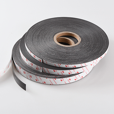 Anisotropic, very strong adhesion, self-adhesive