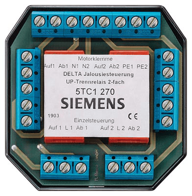 Isolator relay venetian blind