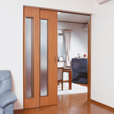 SELF CLOSING SLIDING DOOR SYSTEM